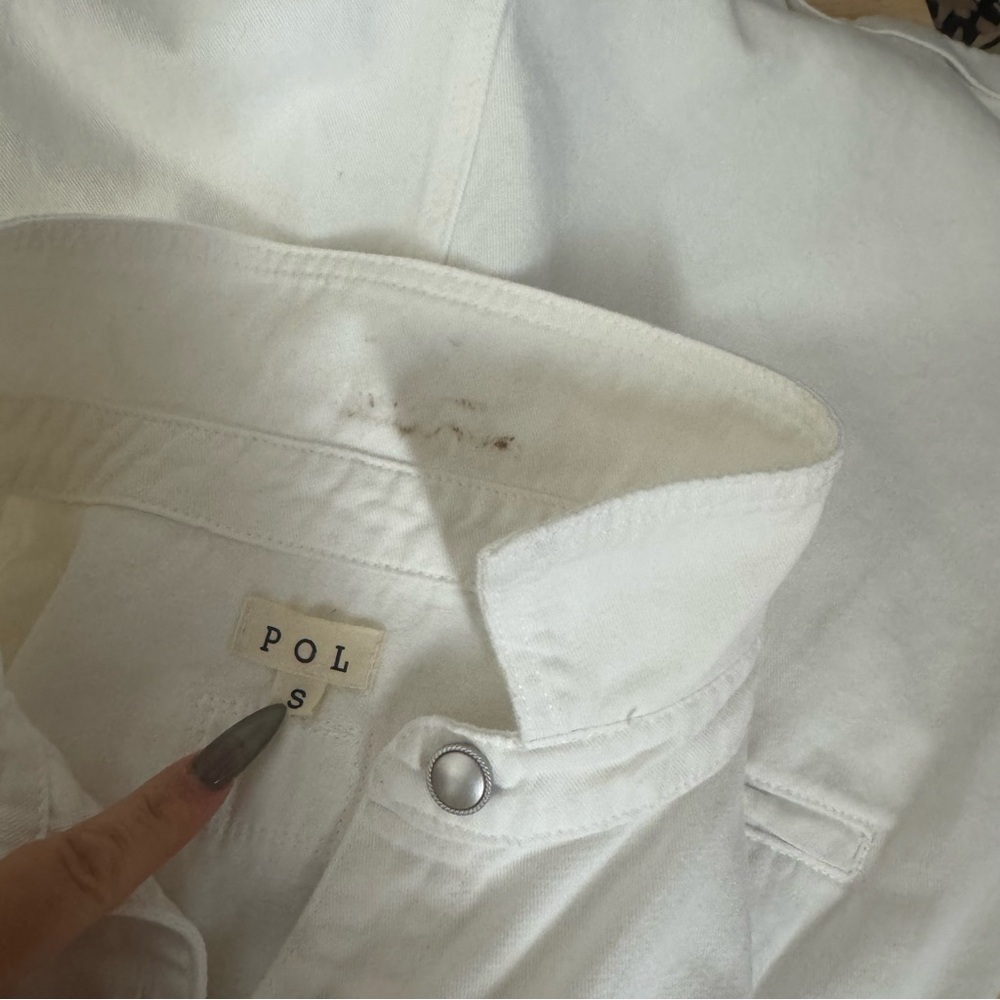 POL‎ White Button-Up Denim Romper - Picture 9 of 10